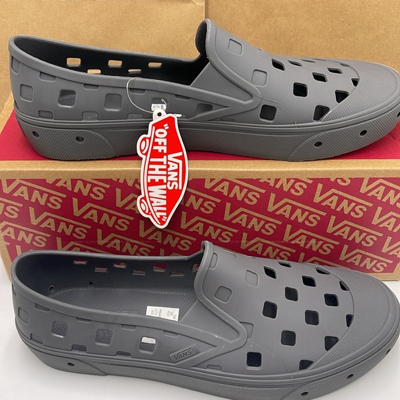 Vans Men’s Slip-On Trk Pewter
VNA5HF8PWT
Sneakers - Picture 2 of 16